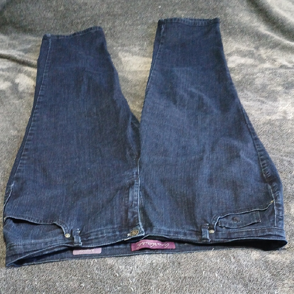 Gloria Vanderbilt Midnight Blue Bootcut Jeans 16W Petite